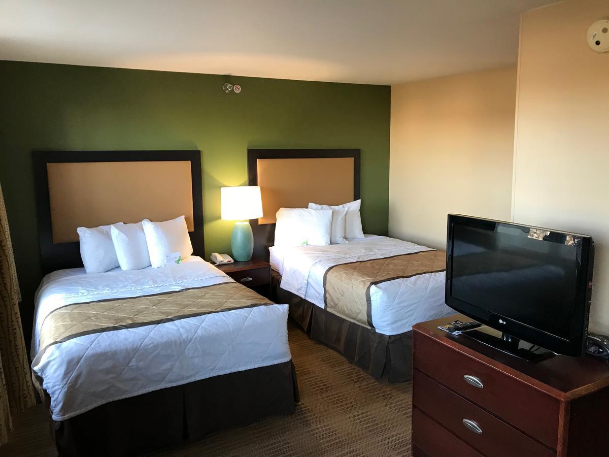Extended Stay America Suites - Detroit - Auburn Hills - Featherstone Rd Екстериор снимка